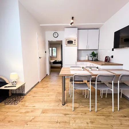דירה Nette In Poddbie Mit Garten, Grill Und Gemeinschaftlichem Pool Und In Der Naehe